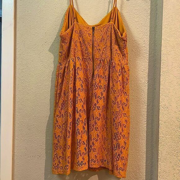 Yellow summer dress - Picture 2 of 4